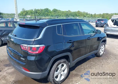 2020 Jeep Compass Latitude 4X4 из США, поврежденный, VIN 3C4NJDBB8LT143150